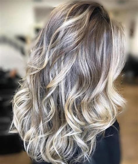 Balayage Hair Colors: 101 Guide to the Perfect Blend