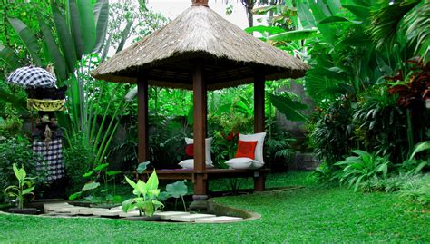 Balinese Gardens Reader