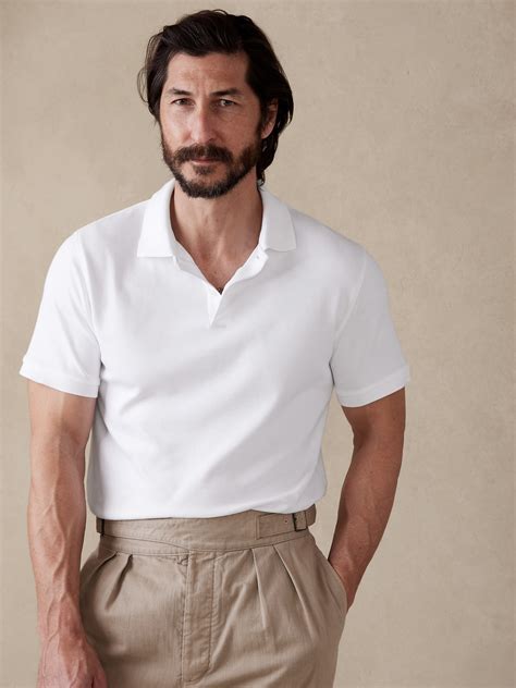 Banana Republic Men's Polo Shirts: A Style Guide for Every Occasion