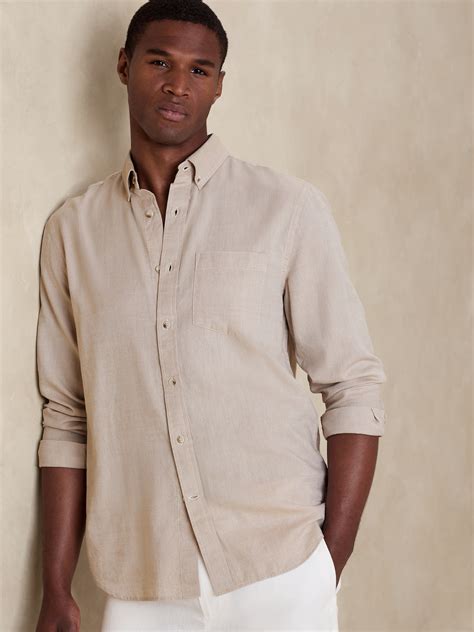 Banana Republic Shirts: Where Quality Meets Style