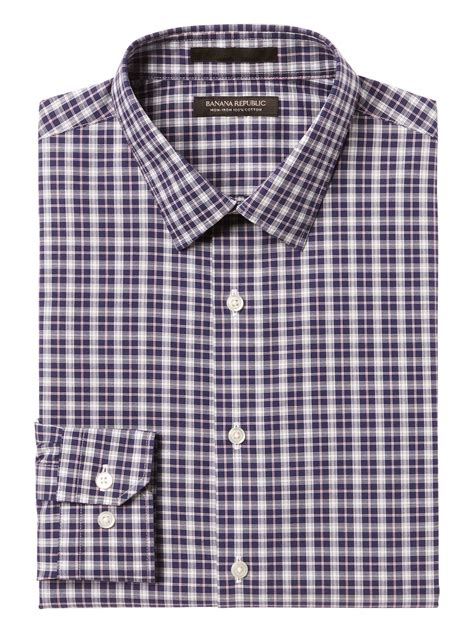 Banana Republic Slim Fit Dress Shirt: Defining Sophistication