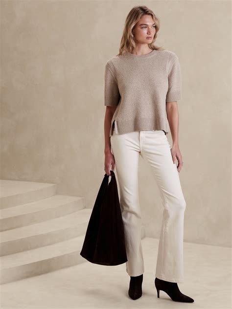 Banana Republic Textured Sweater T-Shirt: The Perfect Blend of Style and Comfort