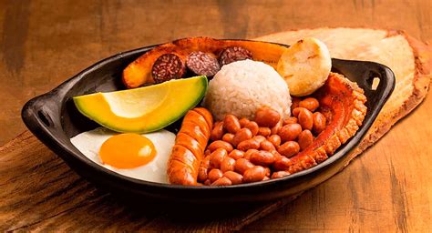 Bandeja Paisa: