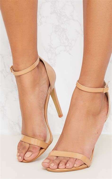 Barefoot Chic: The Ultimate Guide to Nude Strappy Sandals