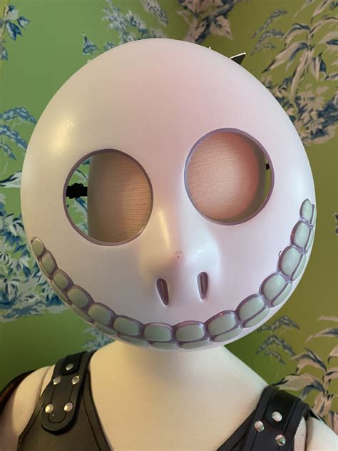 Barrel Nightmare Before Christmas Mask: A Hauntingly Festive Masterpiece