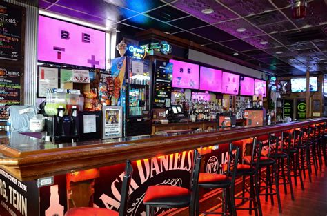 Bars in Joliet, IL: 5 Must-Visit Movie-Themed Spots