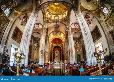 Basilica of Our Lady of Guadalupe: A Majestic Symbol of Faith and History