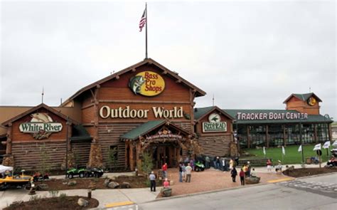 Bass Pro Shops Altoona IA