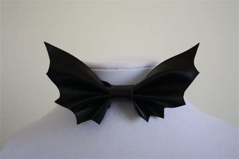 Bat bow tie: