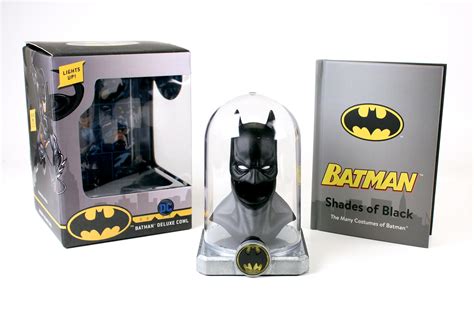 Batman Deluxe Cowl Lights up Reader