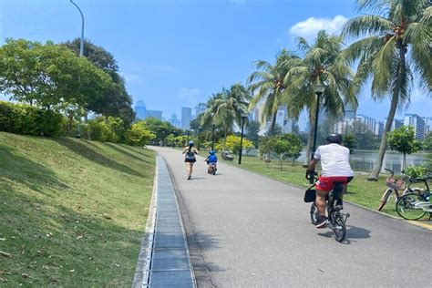 Beach Road Golden Mile Complex Singapore: 10,000+ Characters of Insight