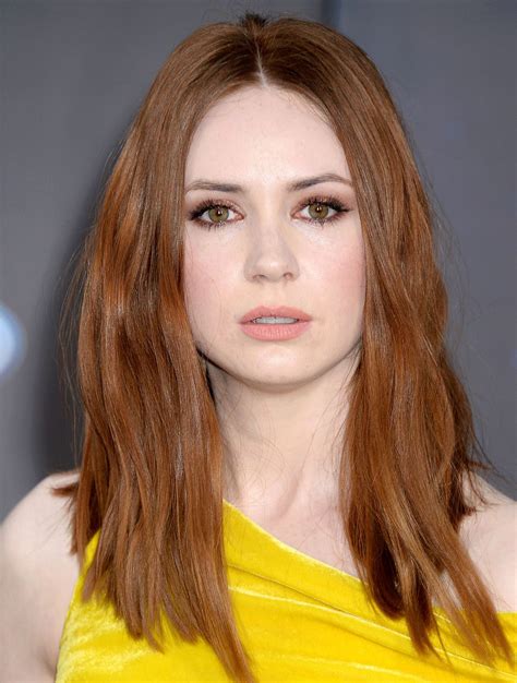 Beautiful Without Bangs Blonde Shoulder Length Karen Gillan Wigs