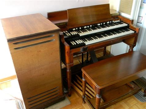Beauty in the B The Story of the Hammond B-3 Organ Reader