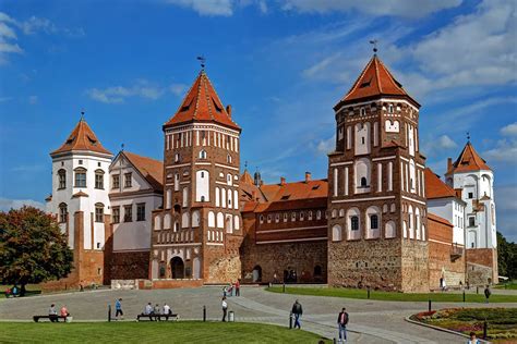 Belarus.Studio: A Comprehensive Guide to Discover the Wonders of Belarus