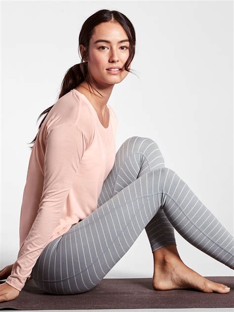 Benefits of Athleta Long Sleeve Shirts