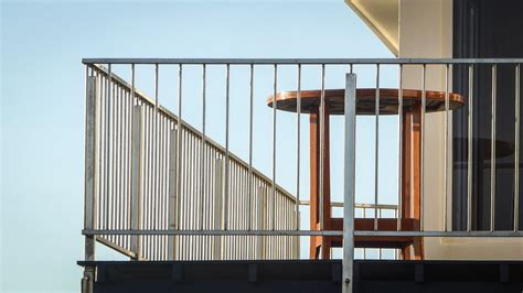 Benefits of Balcony Railing Tables