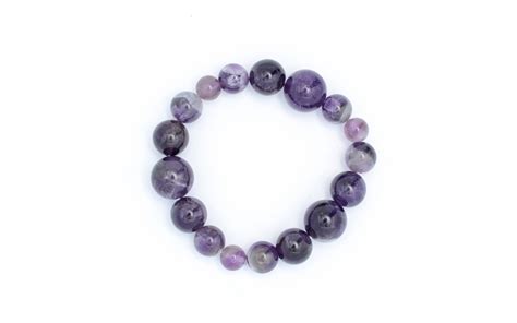 Benefits of Bracelet Lepidolite: A Path to Inner Harmony