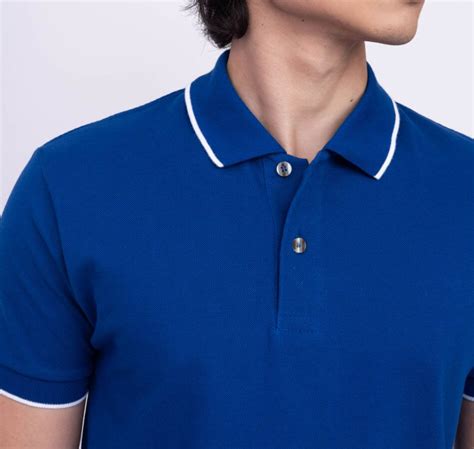 Benefits of Layering a Polo Shirt