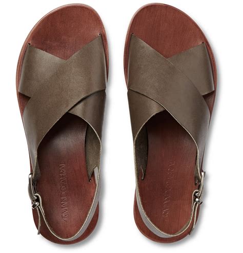 Benefits of Leather Sandals for Men