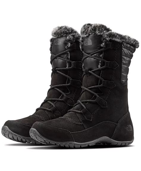 Benefits of Lightweight Snow Boots: