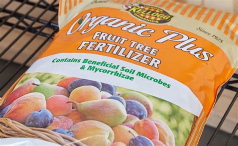 Benefits of Organic Fruit Tree Fertilizer