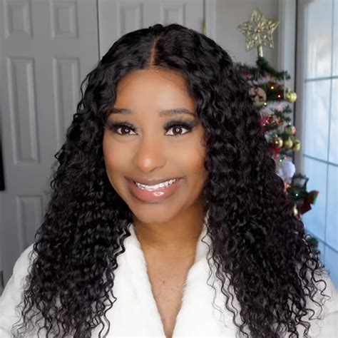 Benefits of Petite Lace Wigs