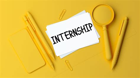Benefits of Summer Internships for Teens