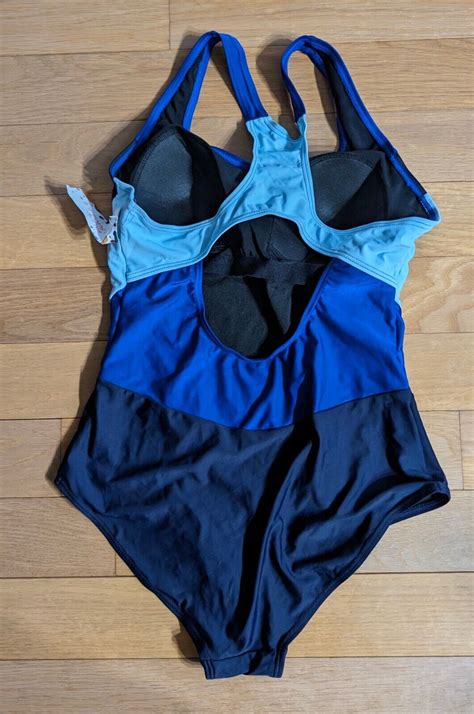 Benefits of Swimming Costumes with Built-in Bras