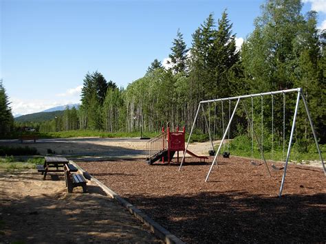 Benefits of Visiting Canyon Ridge Park: