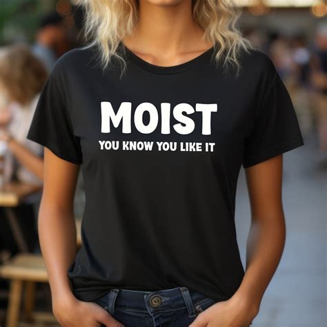 Benefits of Wearing a Moist T-Shirt