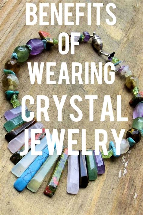 Benefits of Wearing a Necklace with Crystal Stones