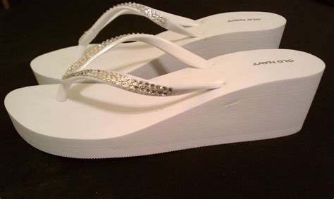 Benefits of White Wedge Flip Flops