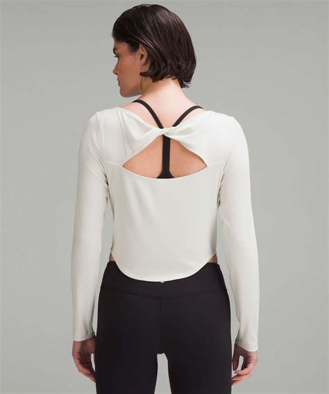 Benefits of Yoga Long Sleeve Shirts