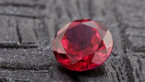 Benefits of the Ruby for Cancerians: