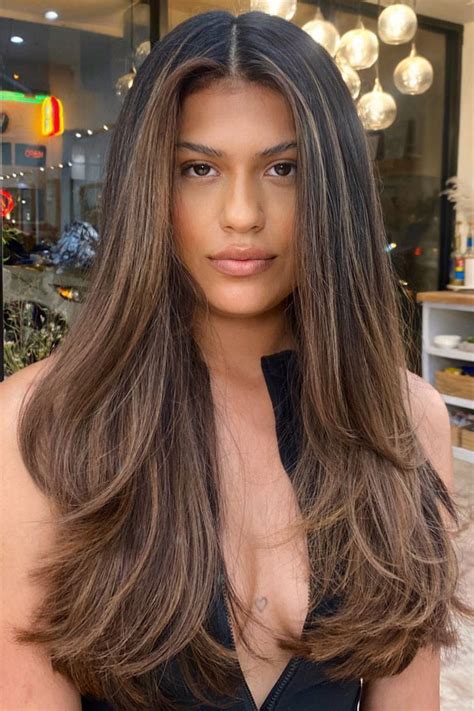 Best Highlights for Straight Hair: A Guide to Enhance Your Style