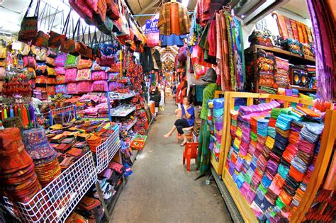 Best Time to Visit Bangkok for Shopping: A 24-Hour Shopping Extravaganza