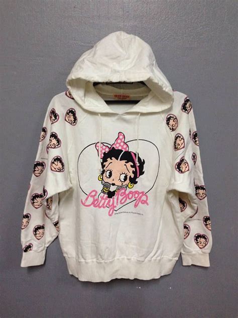 Betty Boop Sweatshirt: The Epitome of Exuberance and Nostalgia