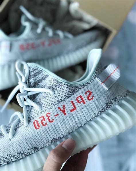 Beware of Fake Yeezy Sneakers: A Comprehensive Guide to Spotting Replicas