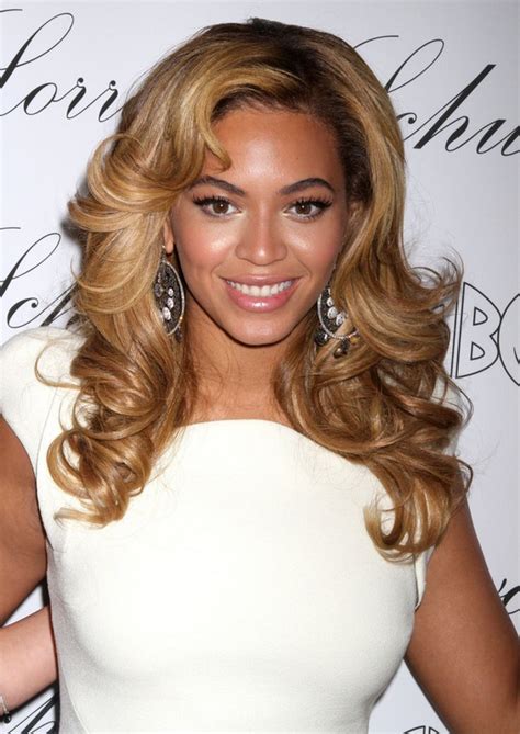 Beyoncé-Inspired Loose Curls: