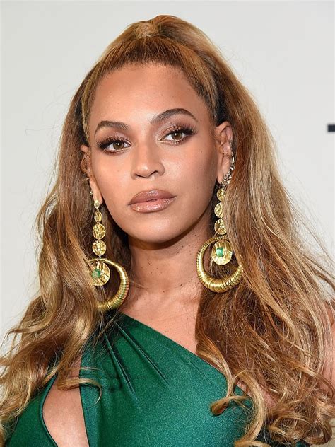 Beyonce Knowles's Iconic Hair Style