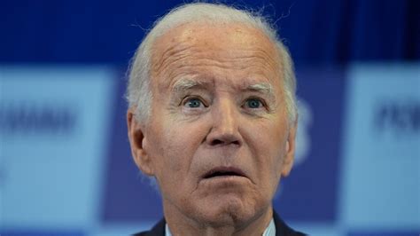 Biden Loses Control: A Comprehensive Analysis of Biden's Bathroom Blunder