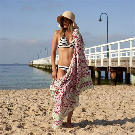 Bikini and Sarong: The Perfect Pairing for Beach Bliss