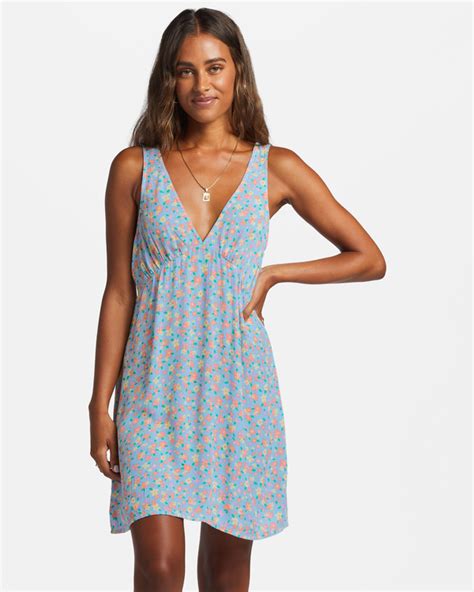 Billabong Dress: The Ultimate Guide to Style and Comfort