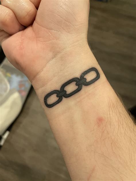 Bioshock Chain Tattoo: A Symbol of Rebellion and Redemption