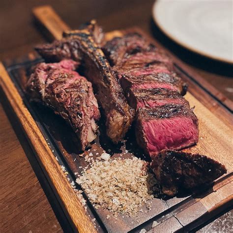 Bistecca Tuscan Steakhouse: 10,000+ Reasons to Dine