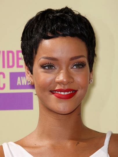 Black 6" Wavy Boycuts Cropped Rihanna Wigs