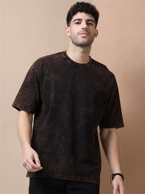 Black Acid Wash T-Shirt: A Timeless Fashion Staple