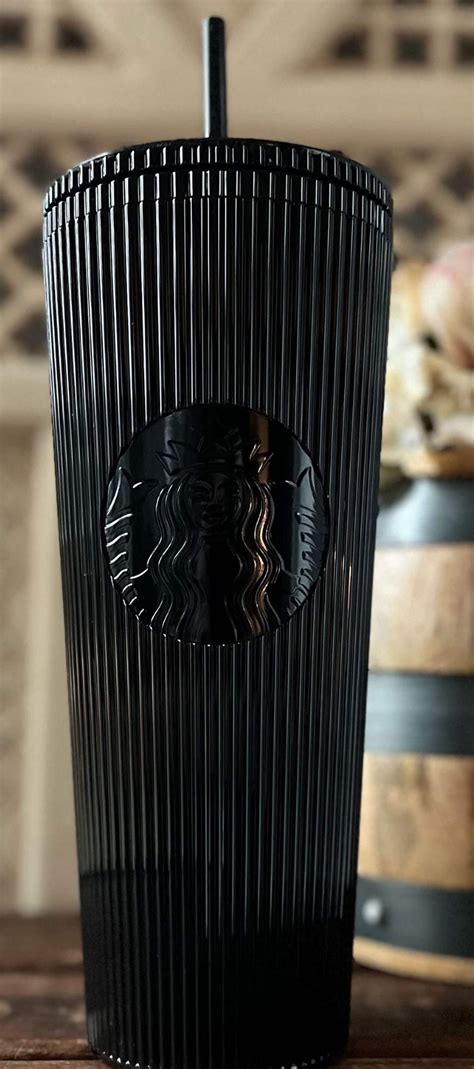 Black Venti: The Unassuming Giant of Coffee Drinks