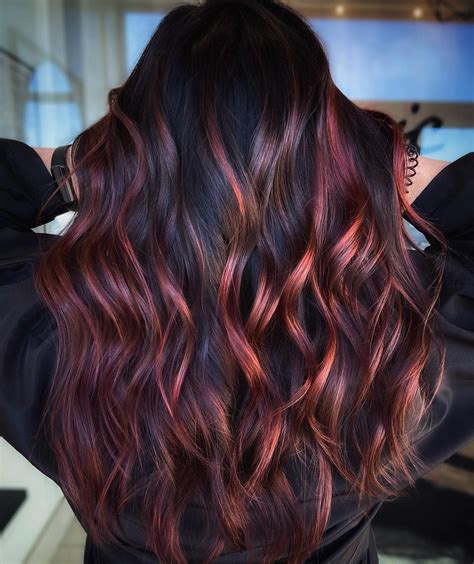 Black and Red Ombre: A Tale of Two Hues