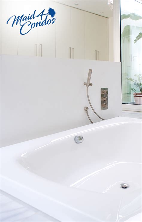 Bleach to Clean Tub: The Ultimate Guide to Achieving a Sparkling Bathroom